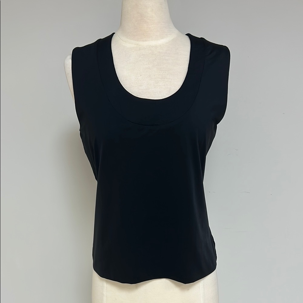 Carlisle Black Fitted Sleeveless Tank Top, Size L